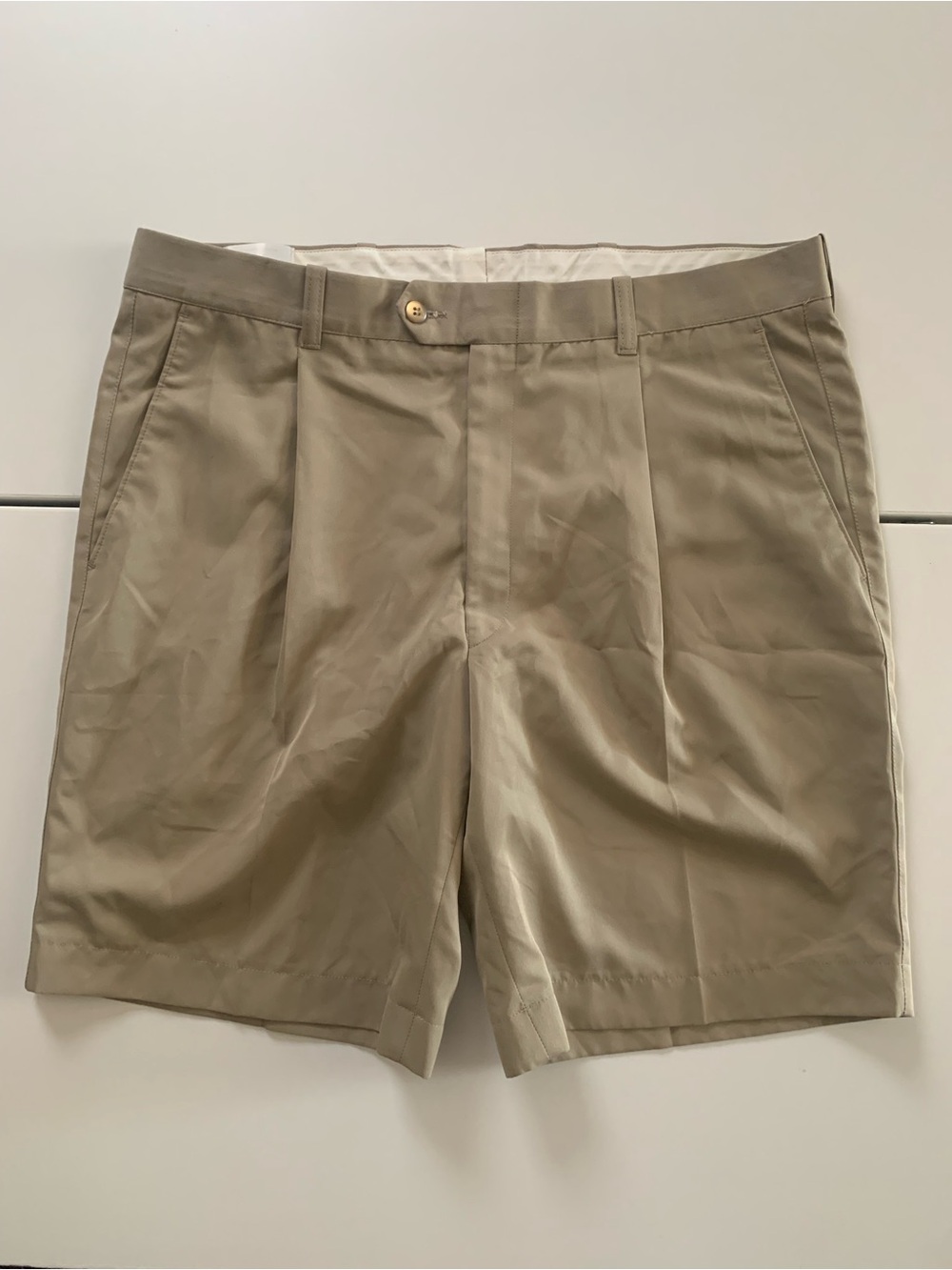 #3 Men's Classic Pleated Khaki Shorts